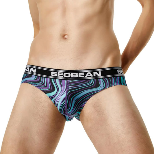 Catch the wave in these sexy low rise briefs from the Seobean collection.  Stylish with a comfort pouch to hold you in place while you go through your day.  Bold new pattern and sex appeal through the night.
