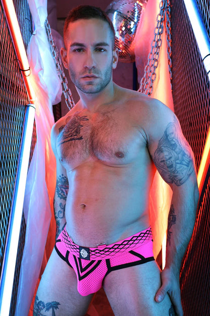 BREEDWELL - Revolution Brief